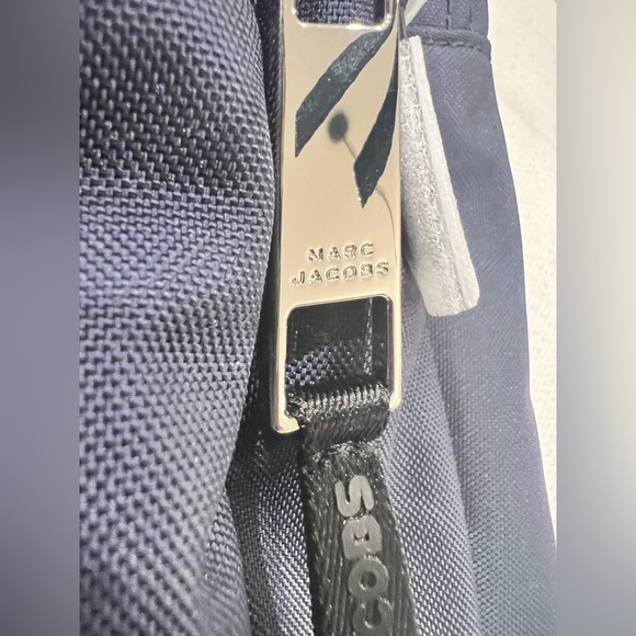 Marc Jacobs Leather Trim Nylon Backpack in Navy blue, NWT R$225 - Picture 10 of 11